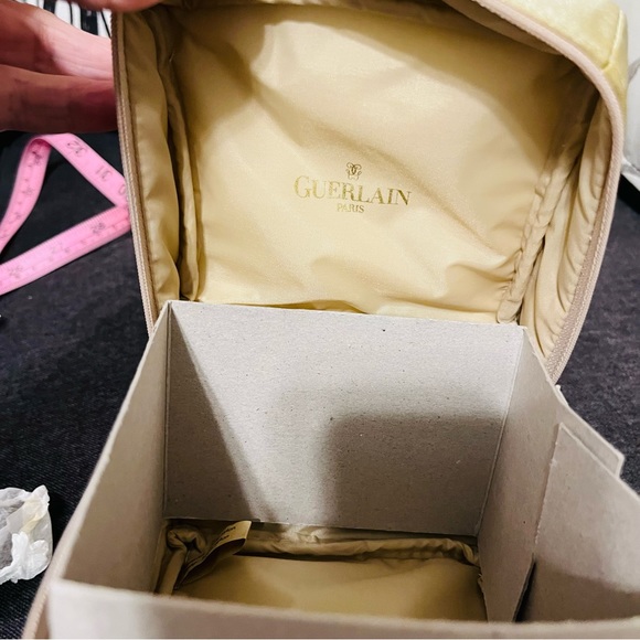Guerlain Purse / Bag - Picture 9 of 11